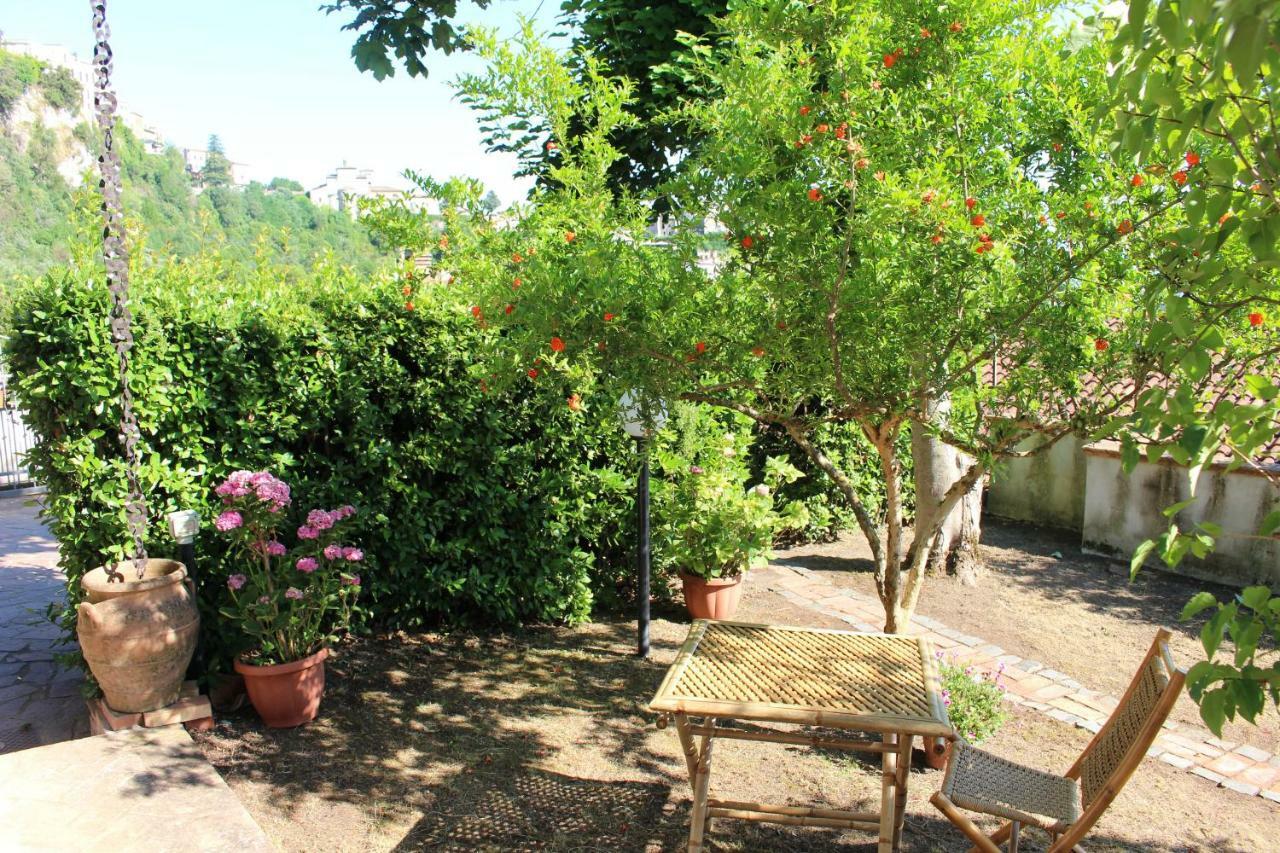 Bed and Breakfast Le Coste Veroli Exterior foto